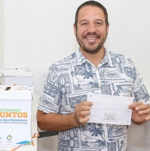 Asegura Víctor Bernal Pago del impuesto predial beneficia a todos los vallartenses