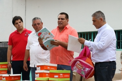 Impuestos de los vallartenses están bien invertidos en apoyo a la educación