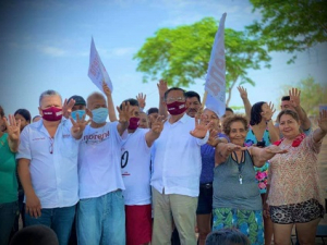 "Estaré atento a las necesidades de los Vallartenses"; Profe Michel