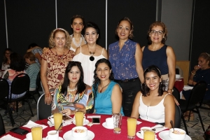 Recauda Voluntariado DIF más de 150 mil pesos para la URR