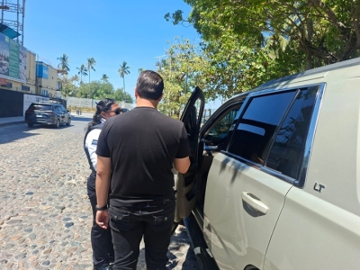 Implementan operativo de vidrios polarizados en diferentes puntos de Puerto Vallarta