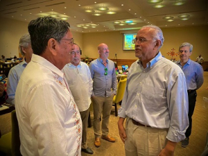 Terminar Av. Federación, concluir autopista Compostela-PV y ampliar vuelos, acuerdos entre Luis Michel y Navarro Quintero