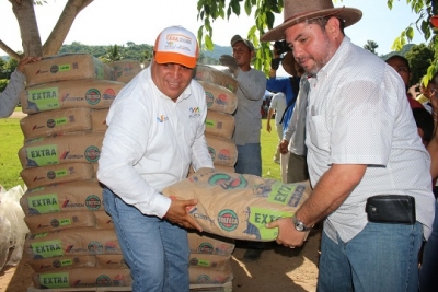 Vecinos de 16 colonias más fueron beneficiados con ‘Casa Digna’