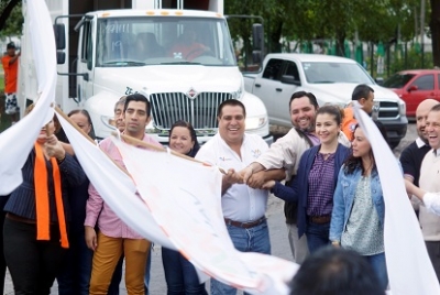 Gestiona Arturo Dávalos compra de nuevos camiones recolectores de basura