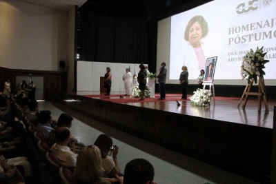 Rindieron Homenaje Póstumo a la Doctora María Antonia Abundis Rosales, Catedrática del CUCosta