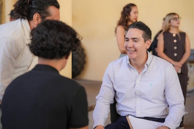 Héctor Santana acerca soluciones a San Vicente con Audiencia Ciudadana