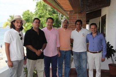 Avanza la certificación internacional de playa Camarones en Puerto Vallarta