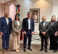 Héctor Santana cruza fronteras y posiciona a Bahía de Banderas en Estados Unidos