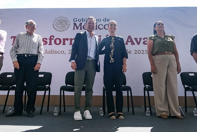 Acompaña Pablo Lemus Navarro, a Claudia Sheinbaum Pardo, Presidenta de México, en presentación de informe de actividades en Jalisco