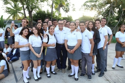 Lleva Seapal bienestar a mil 900 estudiantes del CBTIS 68