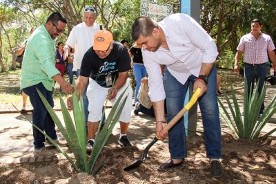 Impulsa municipio tradiciones de la región con el II Festival De la Raicilla