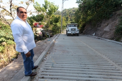 Añejas peticiones de obras, hoy son una realidad con Dávalos