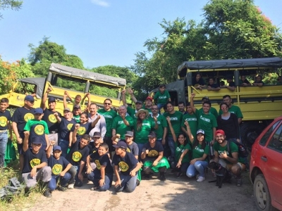 Recolectan 10 toneladas de basura en el río Ameca