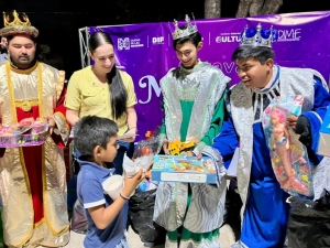 Festeja Lucky Michel a niños con la “Caravana Mágica”