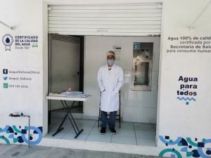 Arranca llenado gratuito de garrafones en 26 Aguamáticos de SEAPAL