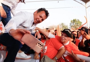 En Ocotlán, Presenta Pablo Lemus propuestas en educación, salud, campo e infraestructura