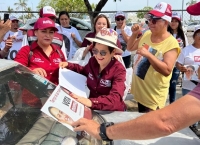 Magno crucero en apoyo a Chuyita López