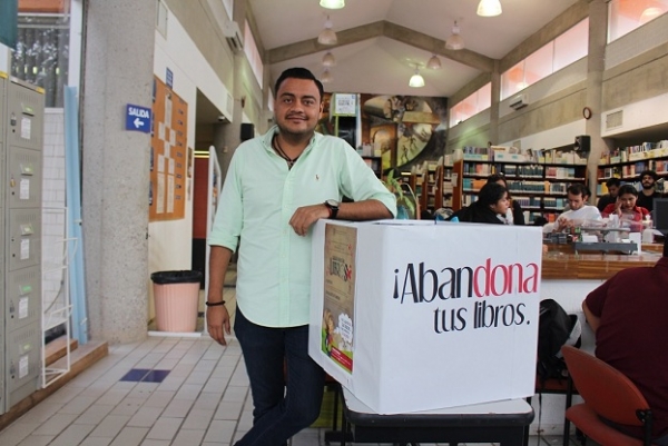 Lanza CUCosta campaña de fomento a lectura “Cazadores de libros”