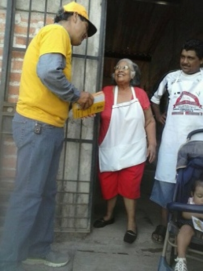 MUJERES Y ADULTOS MAYORES CON EL PRD
