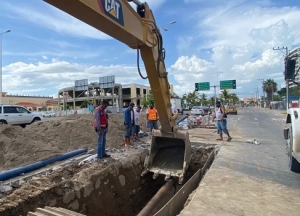 Rehabilita SEAPAL subcolector Educación; encontraron caverna de 4 metros por colapso