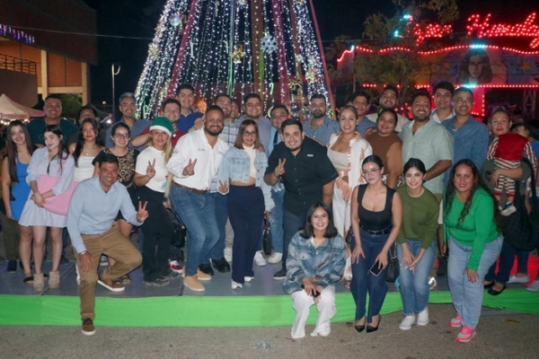 “Renace la Magia” ilumina La Lija con el encendido del árbol navideño