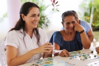 Visita Ana Berumen de Cuevas, Clubes de la Tercera Edad