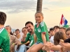 Luis Munguía celebró con la afición vallartense el triunfo de México sobre Ecuador