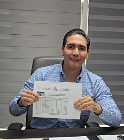 Héctor Santana cumple en tiempo y forma con el pago al Patronato de la UAN
