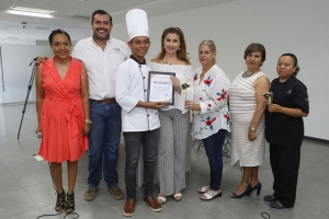 Brindan oportunidades profesionales a alumnos de Educación Especial