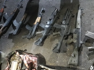 Vinculan a proceso a nueve personas tras enfrentamiento con elementos de las fuerzas armadas