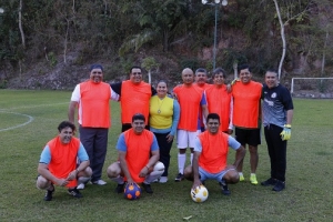 Menores del alberque ‘Vida Nueva’ conviven con autoridades