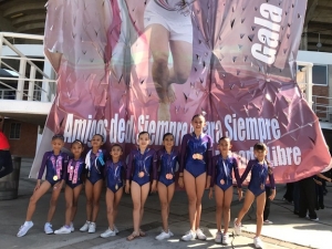 Brillan gimnastas vallartenses en certamen internacional