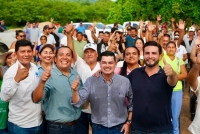 Inaugura  Munguía obra histórica de agua potable en Tebelchía