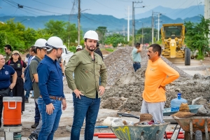 Luis Munguía supervisó obra del Puente Amado Nervo; prevén inaugurarla este año