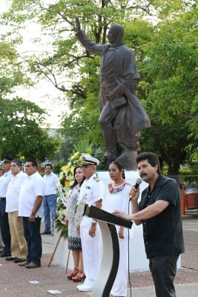 Conmemoran el 144 aniversario luctuoso de Benito Juárez