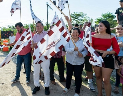 Alcalde da banderazo a obra de ampliación de agua potable en Los Lagos