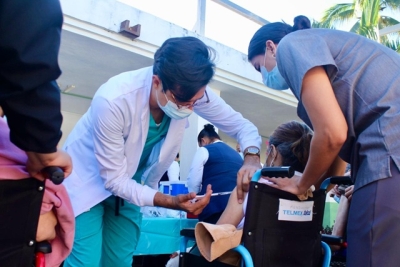 Protege DIF Vallarta a adultos mayores del CAIAM con jornada de vacunación