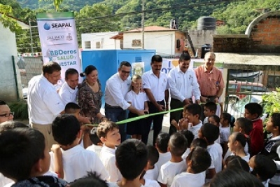 Instalan nueva planta purificadora en Boca de Tomatlán