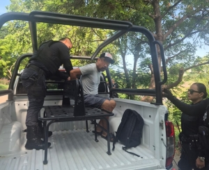 Exhibía sus miserias en el parque lineal de Puerto Vallarta; fue detenido