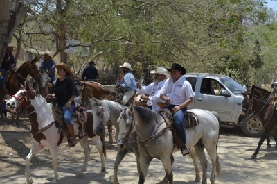 Propone Roberto González  trabajar por la zona rural y el campo de Puerto Vallarta