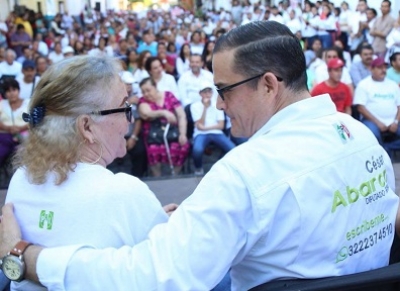 “Las mamás son el corazón y motor de nuestra sociedad”: Abarca