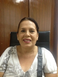 Tita Briseño gana concurso de poesía