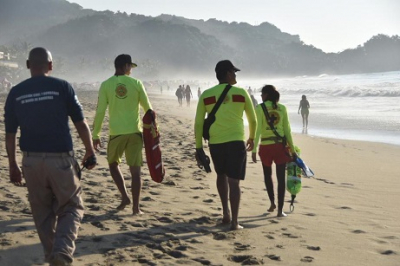 Reporta Protección Civil Saldo Blanco en playas de Bahía de Banderas