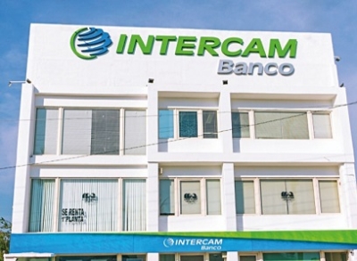Clientes de Intercam en Puerto Vallarta no entran en pánico; no caen en la ‘trampa’ y mantienen sus ahorros