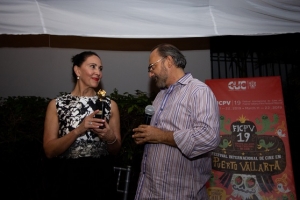 Entrega “La Iguana de Oro” a Blanca Guerra en el Festival de Cine