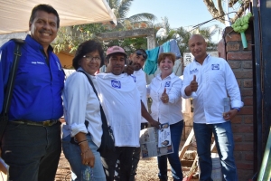 Vecinos de Loma Bonita piden a Saúl López rescatarlos del olvido