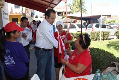 Unidos le daremos un rumbo responsable a Tomatlán: Rafa González