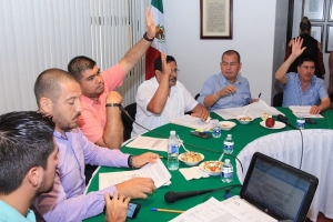 Aprueban modificaciones a Reglamento; regidores seguirán designando a sus asistentes