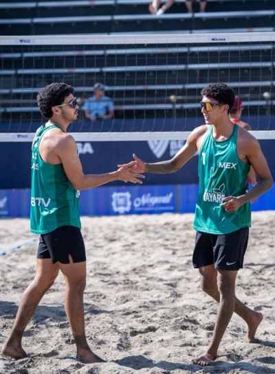 Dupla mexicana avanza en el Nayarit Challenge del Beach Pro Tour