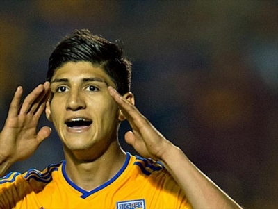 Habrían secuestrado al futbolista Alan Pulido en Ciudad Victoria